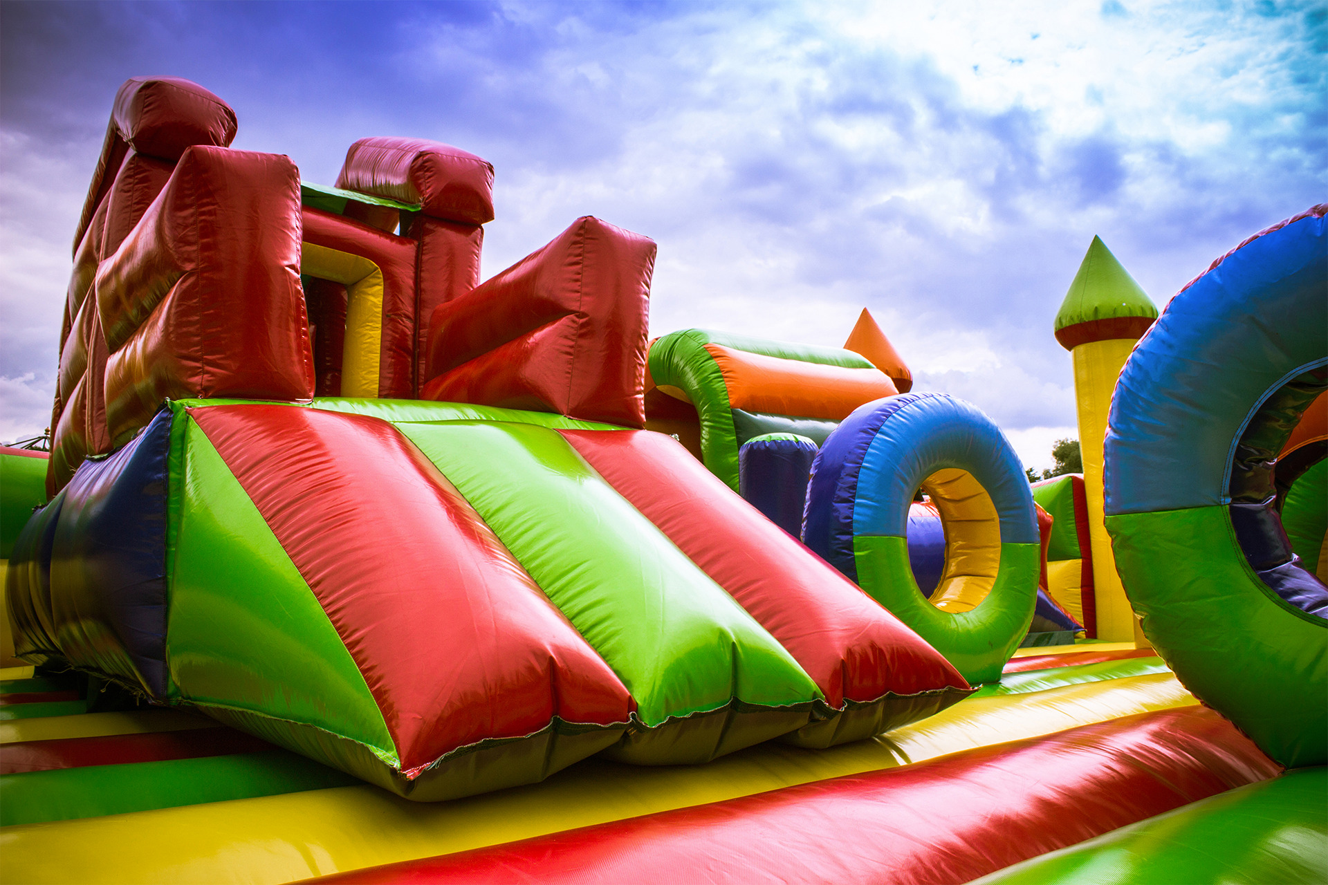 Bounce House Rentals: Tips For A Successful Party